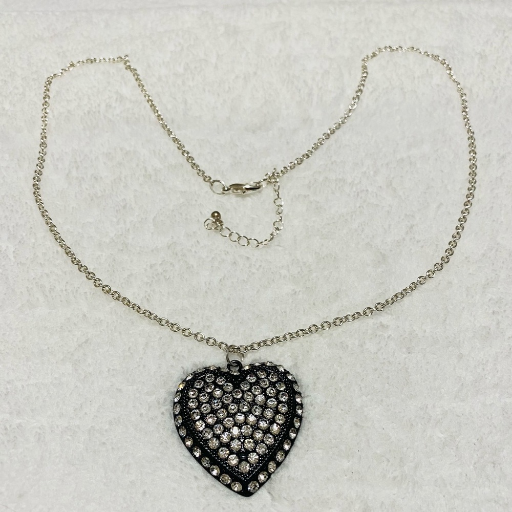 Heart Rhinestone Necklace - Picture 2 of 5